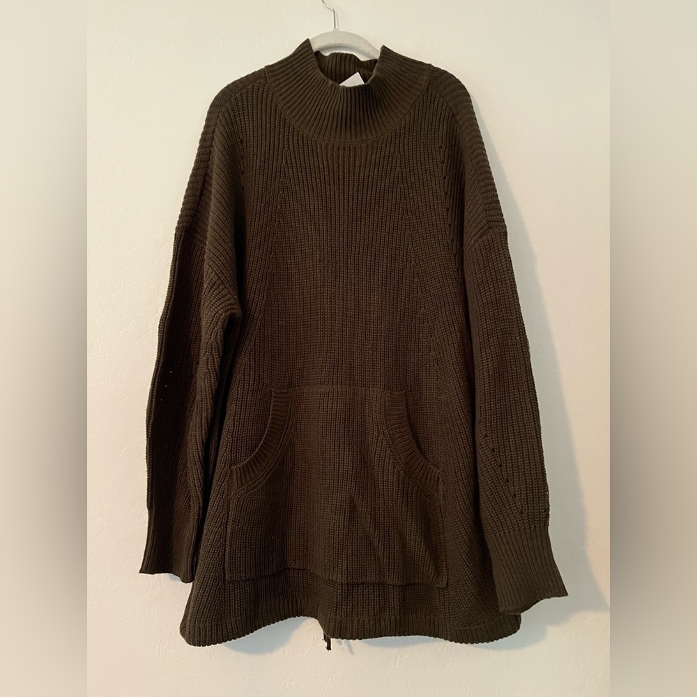 RDI Sweater - Picture 2 of 6